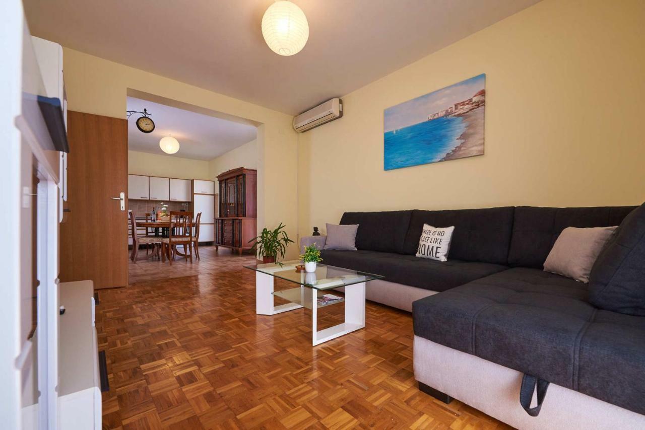 Apartments Lara Стобреч Екстер'єр фото